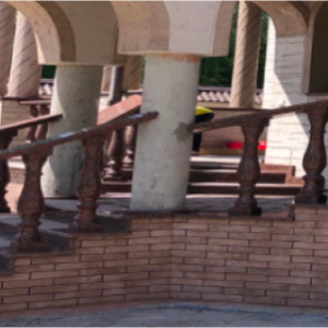 Балясини та перила